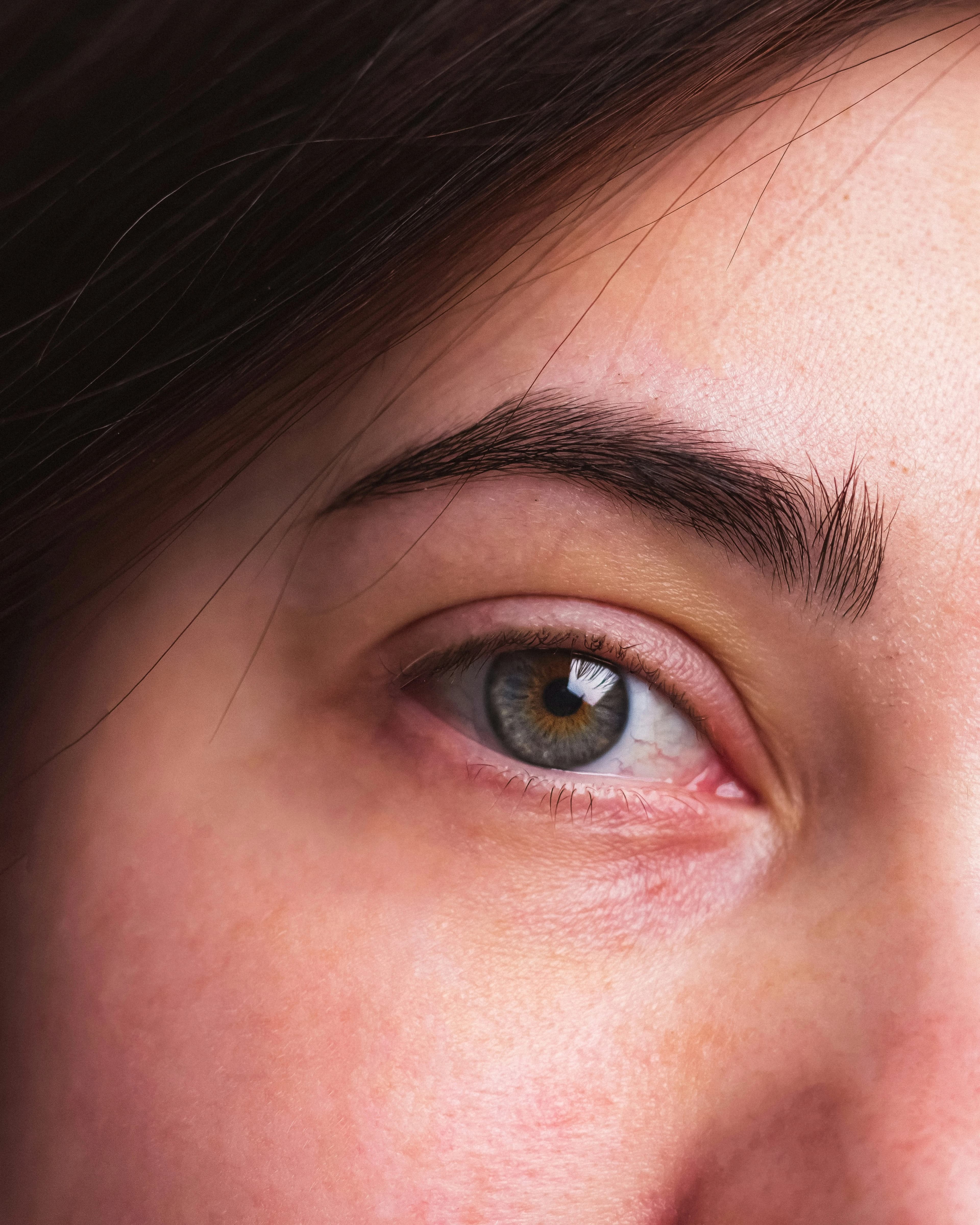 تجميل وشد الجفون والأذن